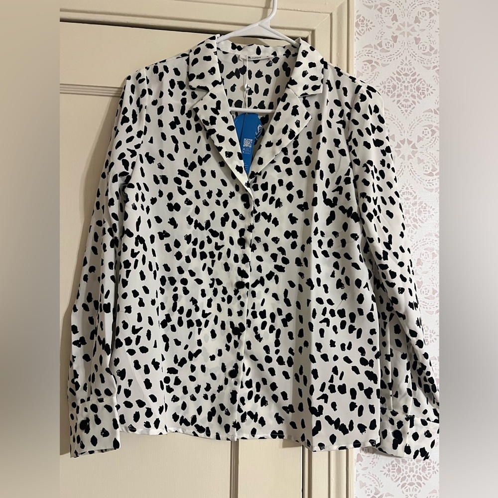 Cupshe Black and White Animal Print Blouse nwt